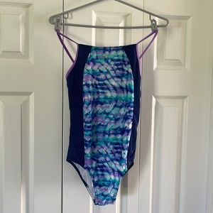 Speedo One Piece Swimsuit Size 16🥰🥰